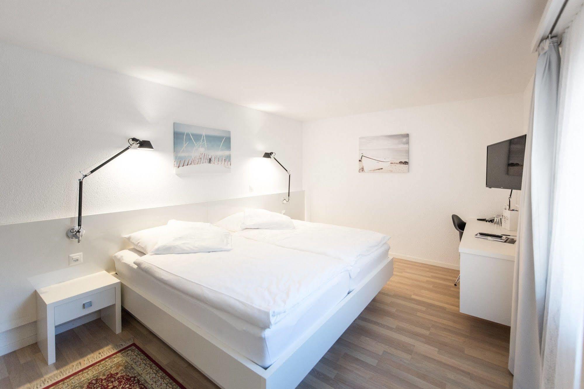 Hotel Hohberg "Next To Bbc Arena" Schaffhausen Exterior foto